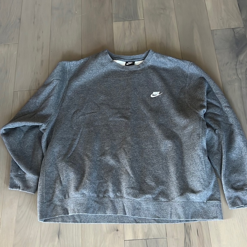 Men’s size 3XL Nike sweatshirt